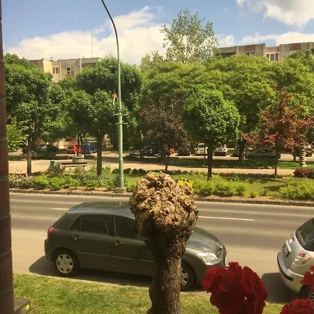 Mora Apartmanhaz Apartament *