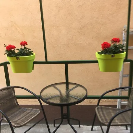 Apartament Mora Apartmanhaz *