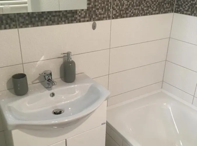 Mora Apartmanhaz Apartament Kiskunfélegyháza